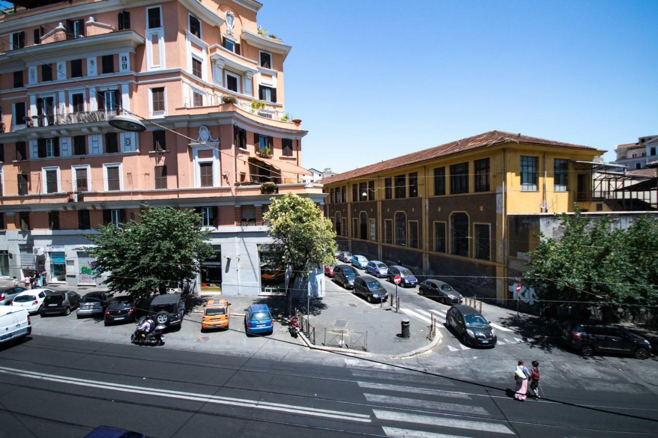 Hosting Flats Guesthouse Rome Exterior photo